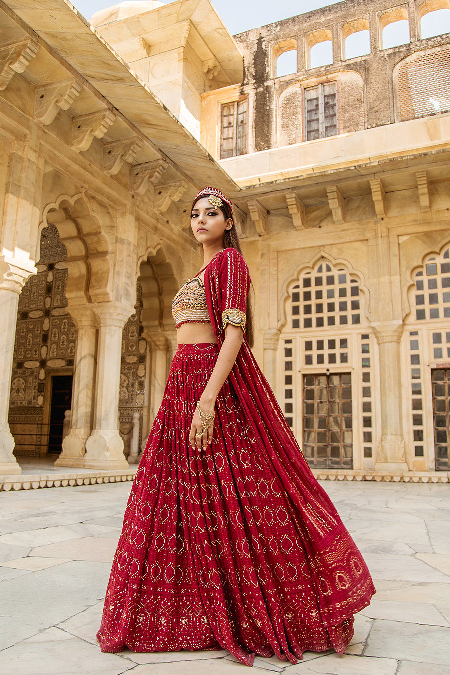 Trendy Cape Sleeve Blouses For Your Fuss-Free Bridal Look – ShaadiWish