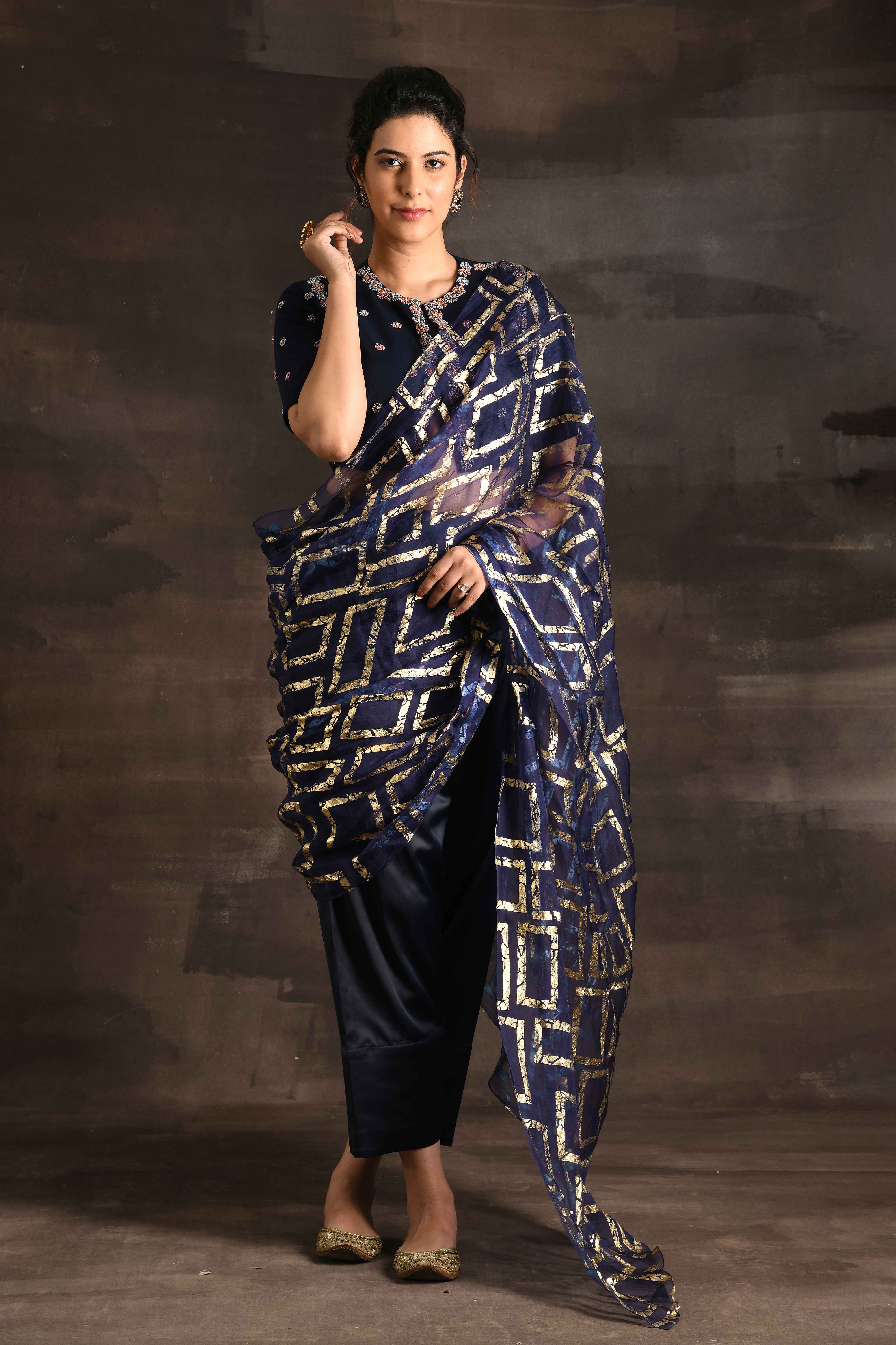 Crepe Saree - Buy Crepe Silk Saree Online Worldwide | Me99